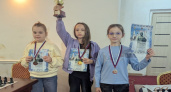 Юные шахматистки из Воронежа взяли «золото» и «серебро» на первенстве ЦФО по блицу