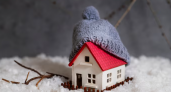 Почему крыша течет зимой? Главные ошибки при подготовке дома к холодам