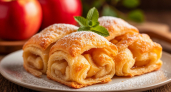 Булочки «Завитки» из творога — слоистые, с хрустящей корочкой и яблочной начинкой