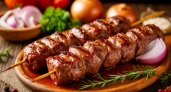 Забудьте про уксус и минералку: маринад для шашлыка — только мясо и лук в пропорции один к одному