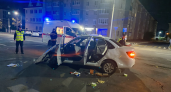SITRAK и Volkswagen Polo столкнулись на проспекте Патриотов в Воронеже