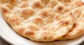 Ни грамма молока, а вкуснее сдобных: армянские лепешки с сочной начинкой без духовки — готовятся просто, съедаются быстро