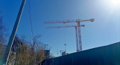 Опасный башенный кран закрыли на стройке в Воронеже