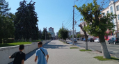 "Лютое пекло, из дома не выйдешь": Россию на неделе окутает адская жара под +37°C — обновлён прогноз