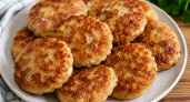 Картофеля беру 300 г, фарша — 200, а получается целая гора вкусноты: эти сочные котлеты готовлю вместо надоевших обычных