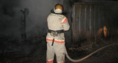 В Лисках пожарные более трёх часов тушили возгорание на улице Фестивальной