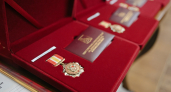 Гусев вручил государственные награды жителям Воронежской области