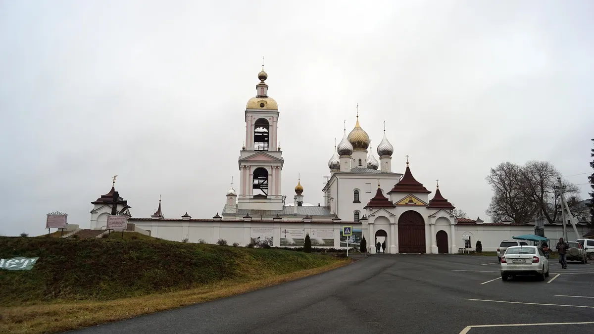 Заброшенное болото и крест с неба: как село в глубинке стало точкой силы