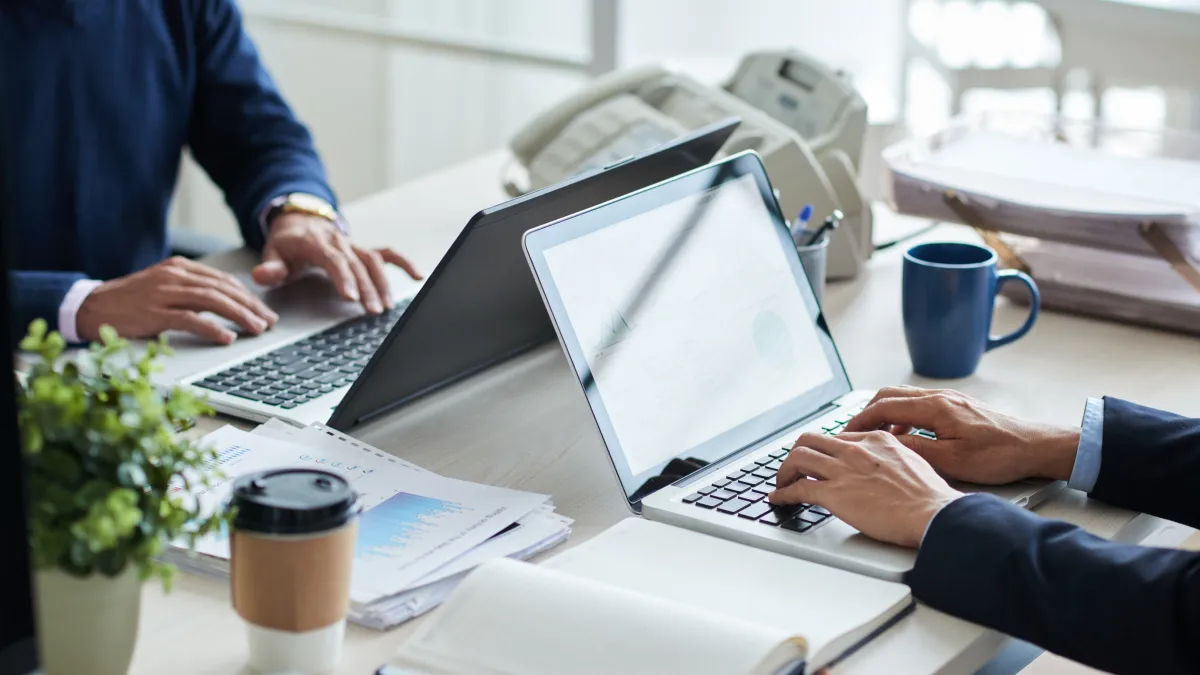 В России утвердили новый график выходных: в 2026 году появится больше длинных выходных