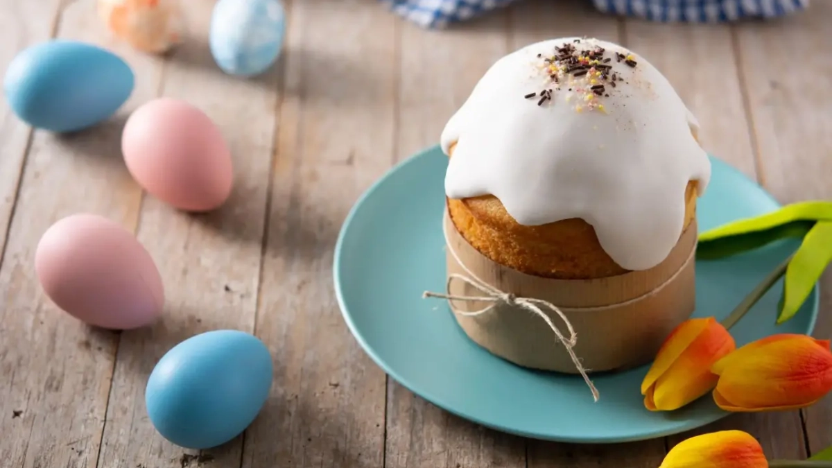 Химия не нужна: почему хозяйки возвращаются к бабушкиным рецептам крашения яиц