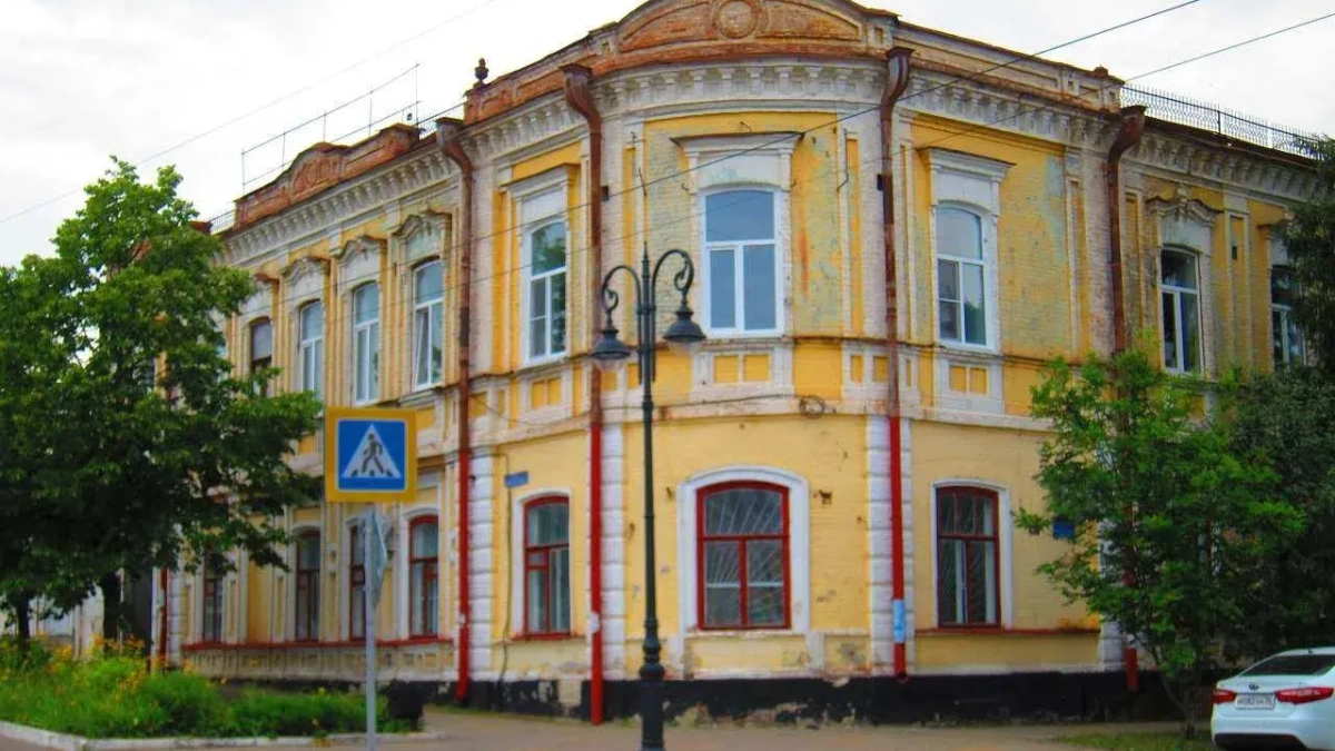 В Павловске нашли 85 миллионов на спасение купеческого особняка XIX века