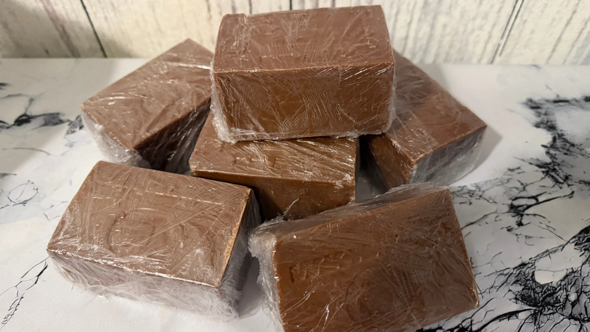 Купил дегтярное мыло за 30 рублей и забыл про дорогие мази: врачи молчат, а бабушки знают — лечит то, на что покупная химия бессильна