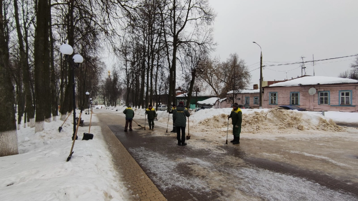 Гололед в Воронежской области отправил на больничный 27 человек  Подробнее: 