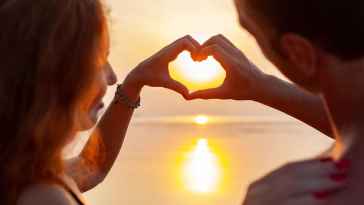 Апрельская ловушка для одиноких сердец: у каких знаков зодиака случится судьбоносная встреча