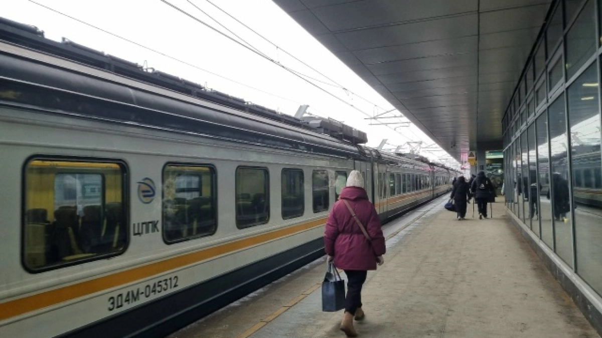 Изменились маршруты поездов следующих через Воронежскую область