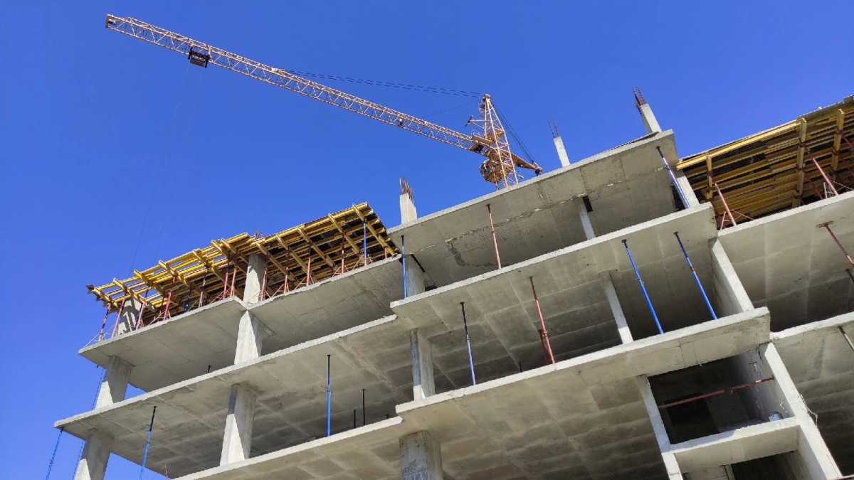 Цены на квартиры снова бьют рекорды: стоит ли покупать сейчас или лучше подождать