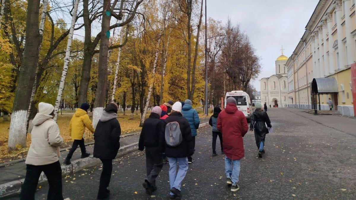 Помощь без просьбы — это вред: когда захотите помочь человеку, вспомните эти слова Льва Толстого