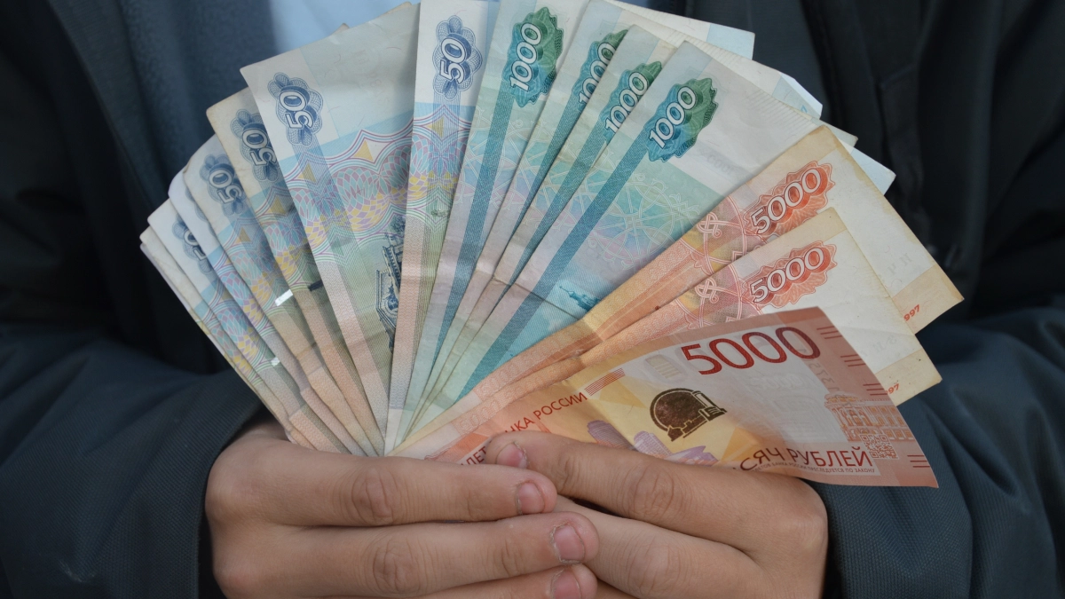 В Воронежской области изменится график выплат пенсий и детских пособий в апреле