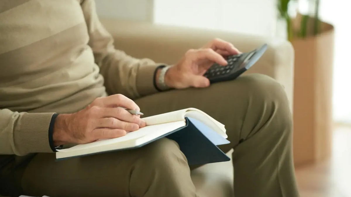 Стаж, который крадет пенсию: юрист назвал скрытые риски