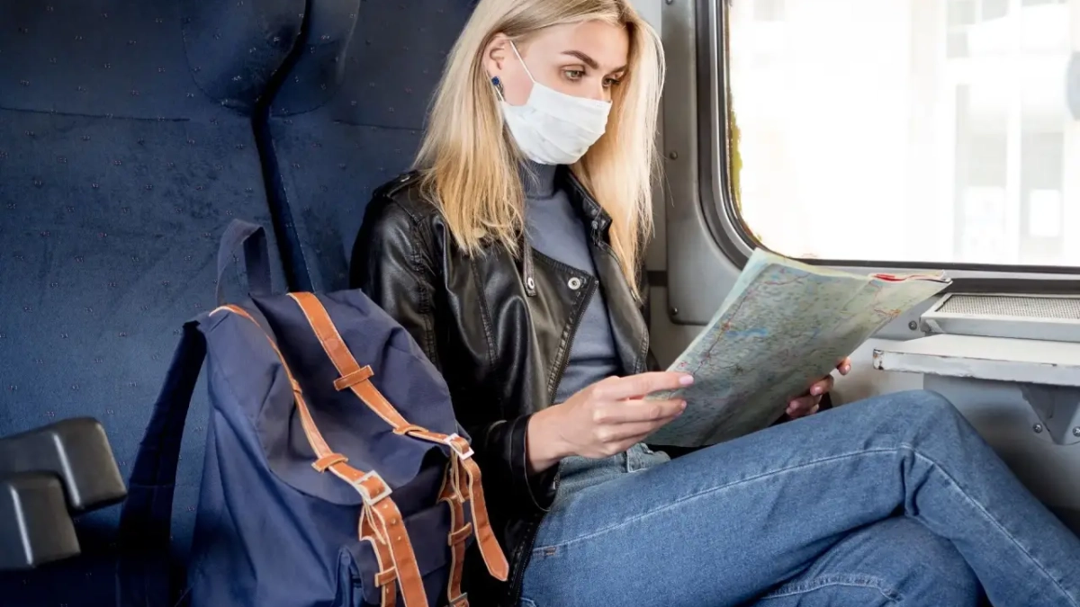 РЖД тихо убрала постельное из билетов. Пассажиры узнают об этом в вагоне