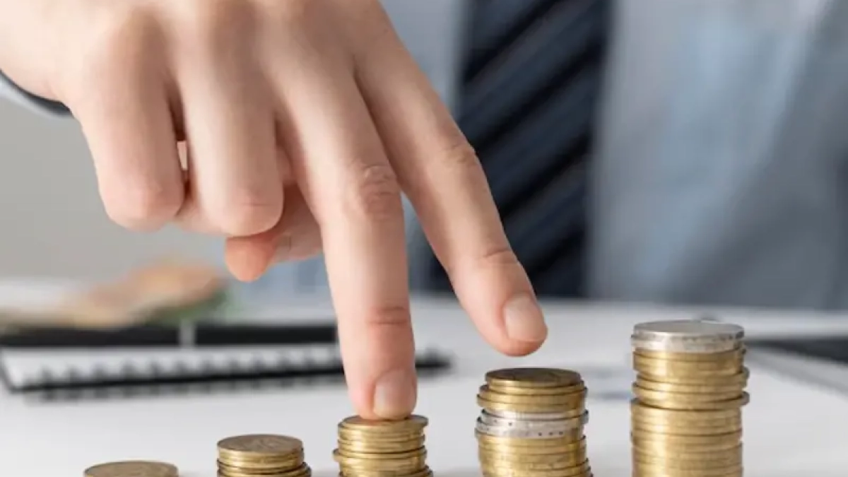 Кому в Воронежской области платят как в Москве