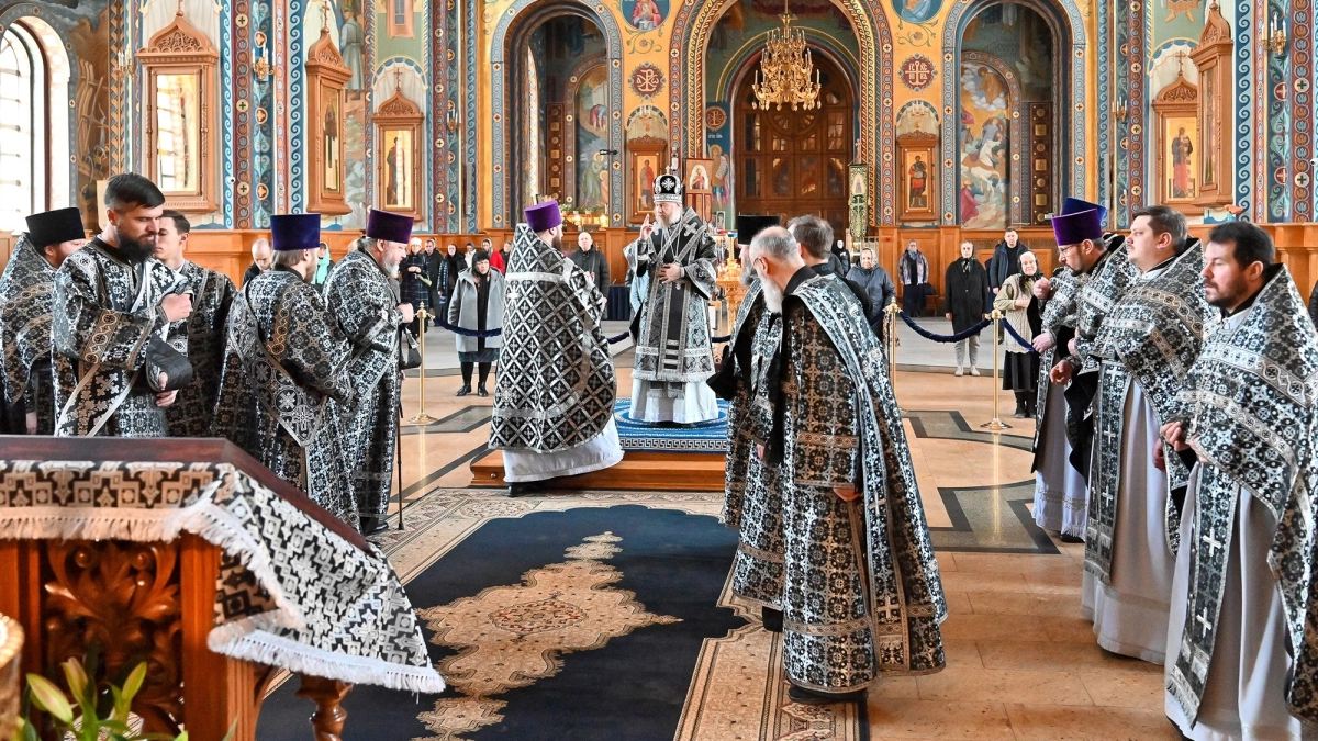 Воронежцам покажут прямую трансляцию Пасхального богослужения