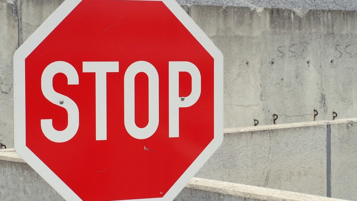 В Воронеже 15 апреля закрыли движение транспорта у площади Победы