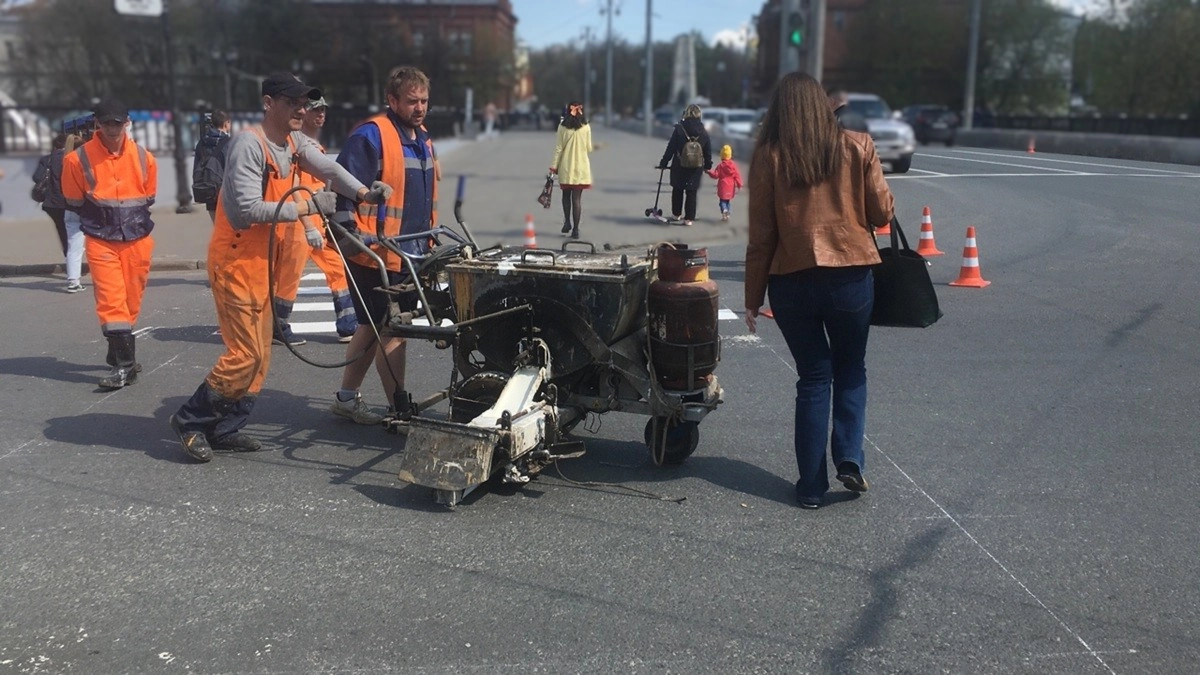 В Воронеже принялись за обновление дорожной разметки