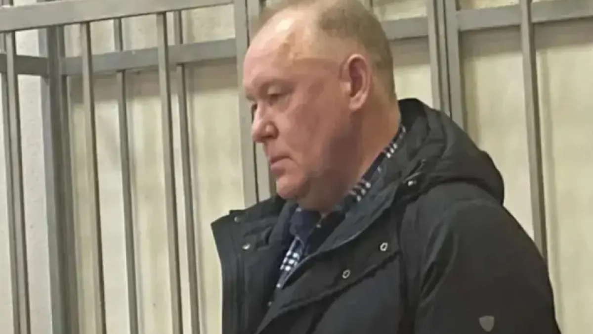 Суд просит бывших воронежских чиновников вернуть взятки