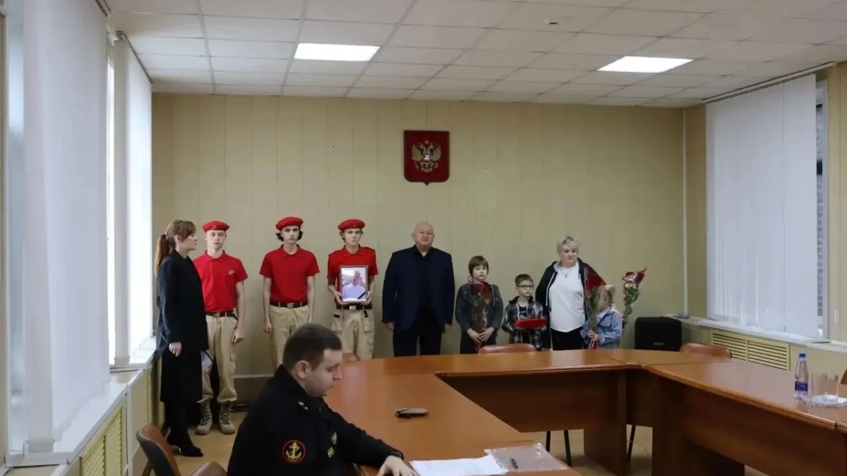 Ордена Мужества вручили родным пятерых погибших воронежских бойцов