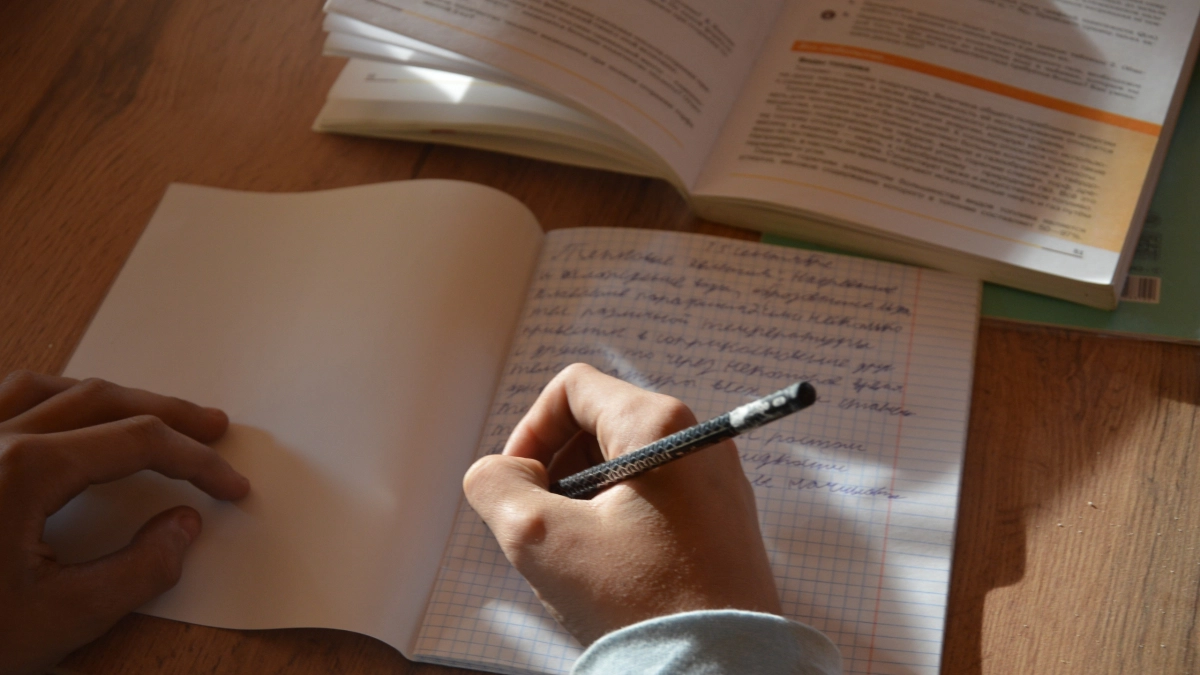 Военные песни зазвучат в воронежских школах вместо звонков весь май