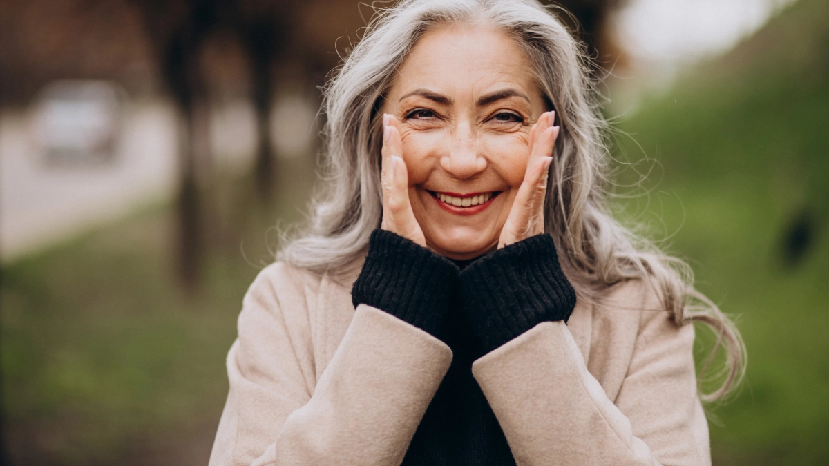 Седину краской больше не маскирую: 2 минуты — и ни одного седого волоска в причёске