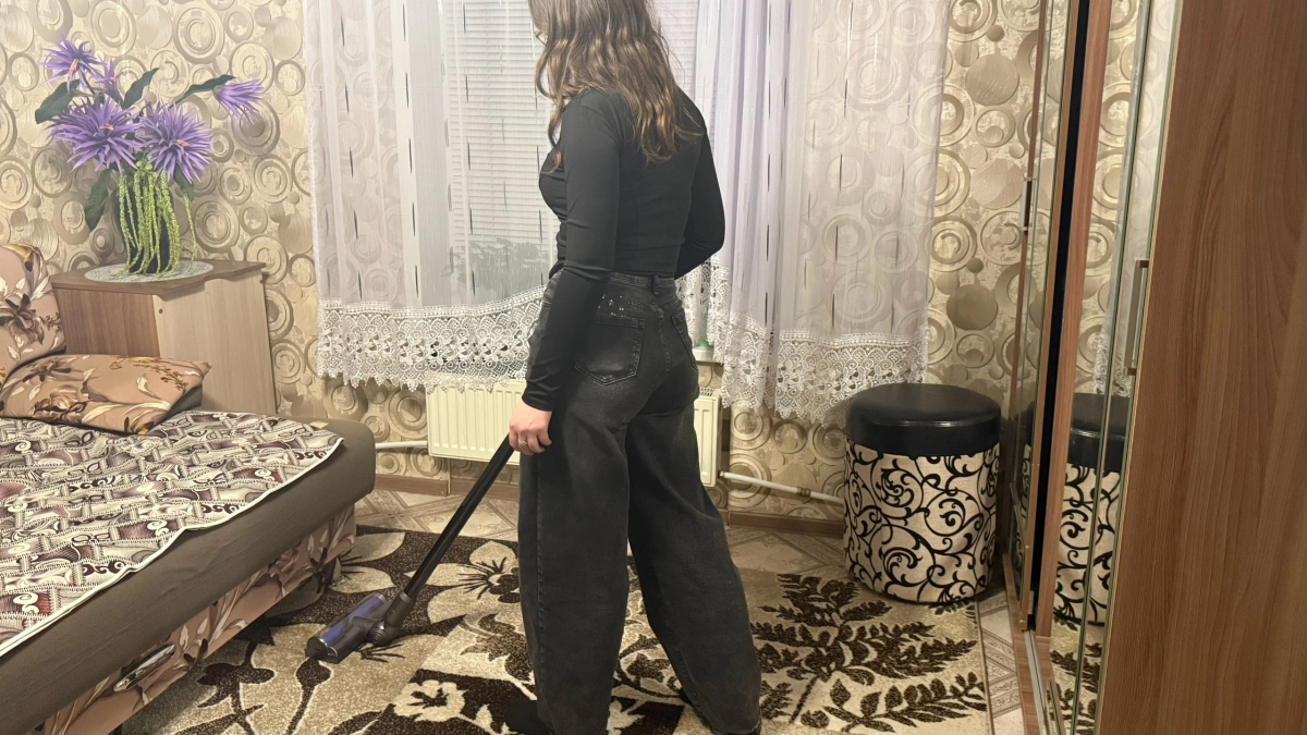 Больше не таскаю ковёр на улицу и не лью на него воду — старый советский журнал показал мне способ чистить ковёр за 2 часа 