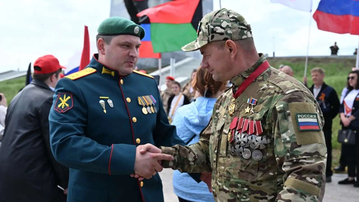 Нижевенок удостоен высшей награды ДНР на Саур-Могиле