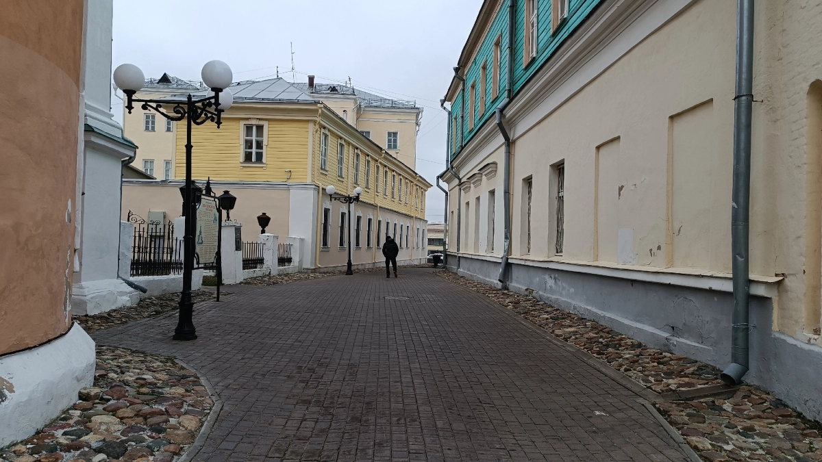 Замечаю за версту, что у человека пустой кошелек — дело вовсе не в старой куртке или дешевом телефоне