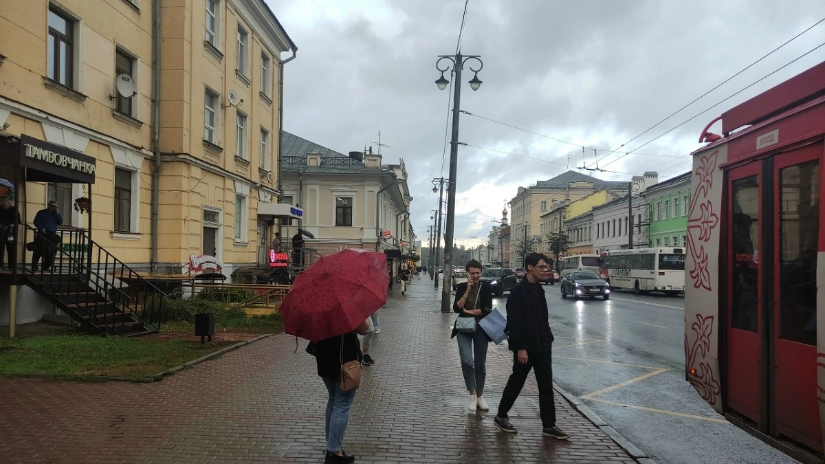 Погода ошарашит россиян: куда нагрянут грозы, град и снег? Новый прогноз Гидрометцентра на грядущую неделю