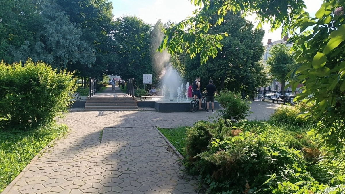 Жуткое пекло и тропические дожди накроют Россию уже на грядущей неделе: новый прогноз Гидрометцентра по регионам