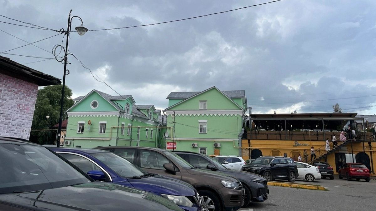 Даже не думайте их брать в 2026: автоэксперт раскрыл, какие 5 китайских авто нужно обходить стороной — будете мучиться