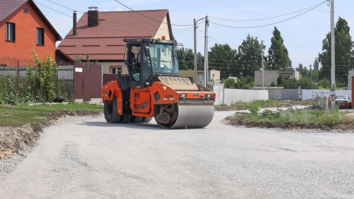 В частном секторе Воронежа начался сезон дорожного ремонта