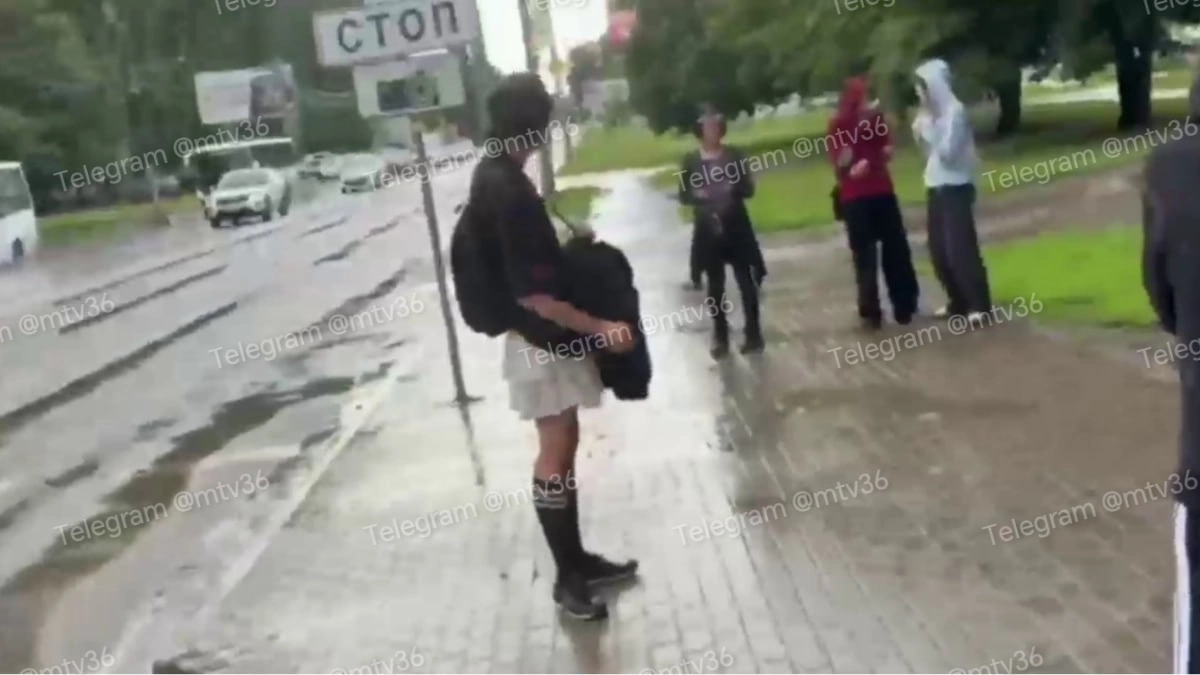 В Воронеже на подростка в юбке напали из-за внешнего вида