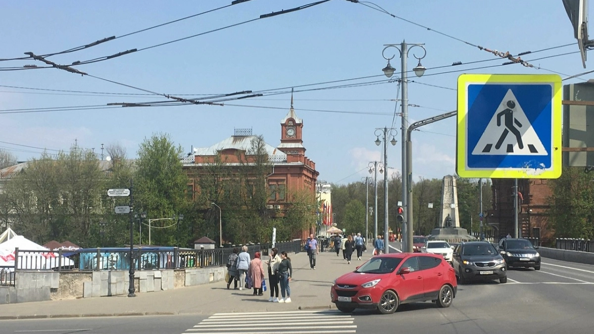 Жить одному — лучше в разы: 5 советов психологов, почему после 60 лет нужно сократить общение с друзьями