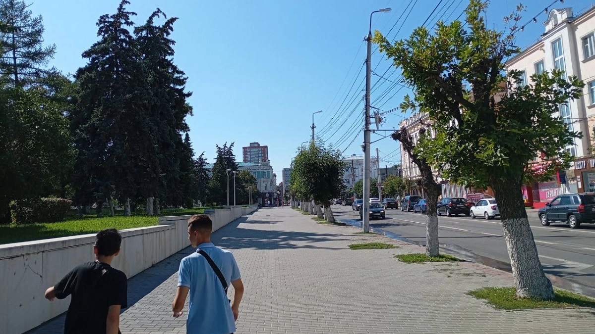 "Лютое пекло, из дома не выйдешь": Россию на неделе окутает адская жара под +37°C — обновлён прогноз