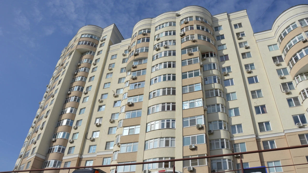 В Воронеже насчитывается 99 аварийных многоквартирных домов