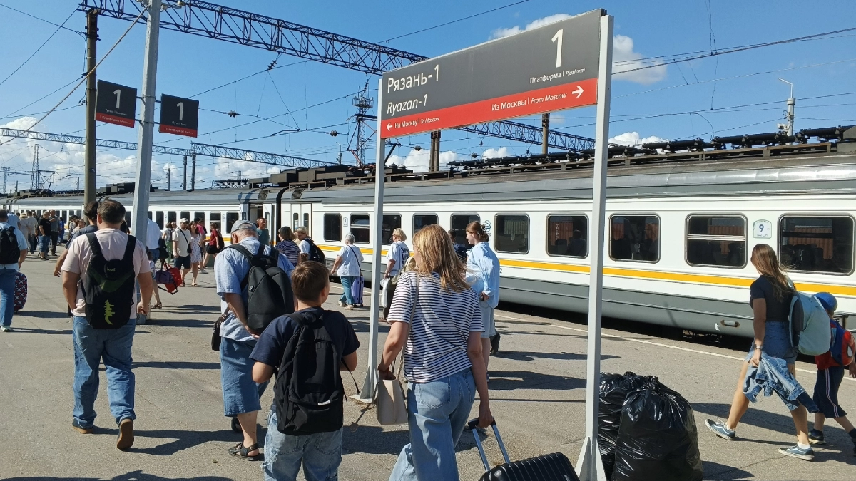 Новые правила для пассажиров поездов и самолётов начнут действовать с 1 сентября
