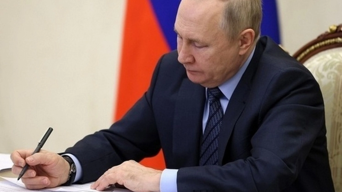 Путин присвоил воронежскому учёному звание Заслуженного изобретателя