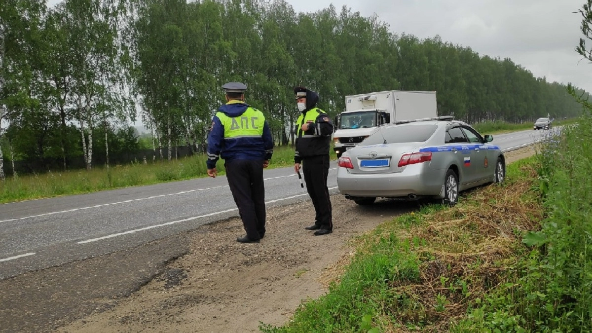 Инспектор ДПС просит показать аптечку: законно ли это по новым правилам — автоюрист поставил жирную точку в вопросе