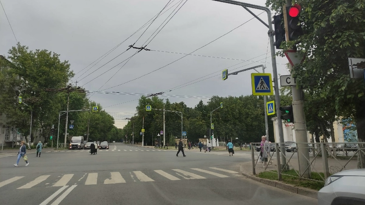 Пустая «зебра» больше не спасёт — Верховный Суд раскрыл, как правильно пропускать пешеходов в 2026: ошибка грозит штрафом