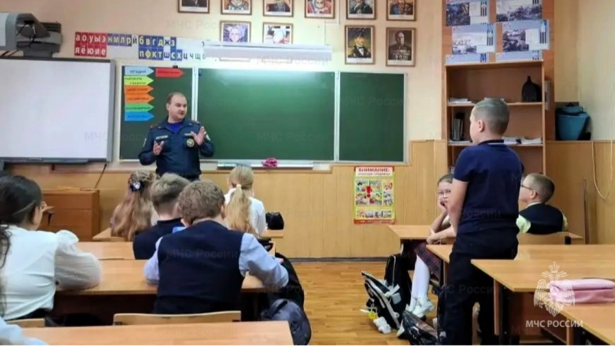 В Борисоглебске для школьников провели занятия по гражданской безопасности