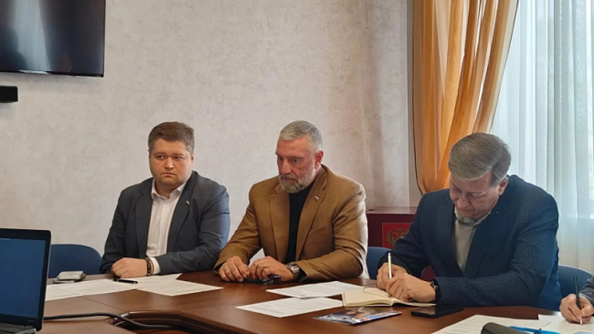 В Воронеже обсудили единый стандарт помощи ветеранам и семьям бойцов