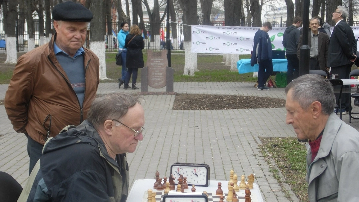 Чего следует избегать после 50 — Цицерон раскрыл главную опасность старости: мудрый совет актуален и сегодня